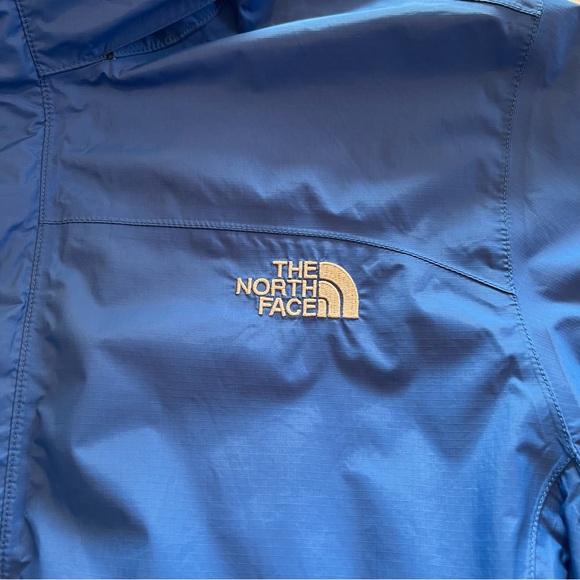 AUTHENTIC The North Face HyVent Waterproof Shell Jacket Size Medium GUC - Picture 5 of 12